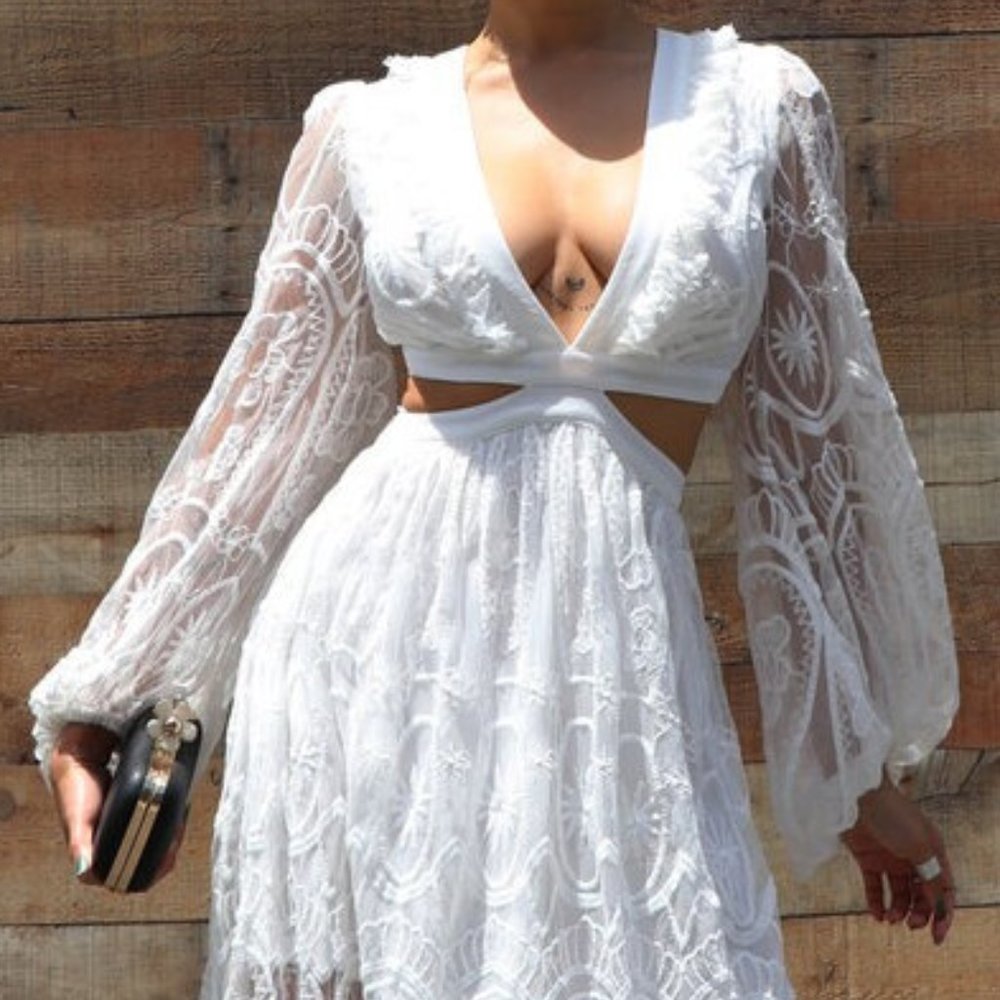 Bohemian White Embroidered Lace Cut Out Lace Up Back Boho Maxi Dress - Picture 8 of 8